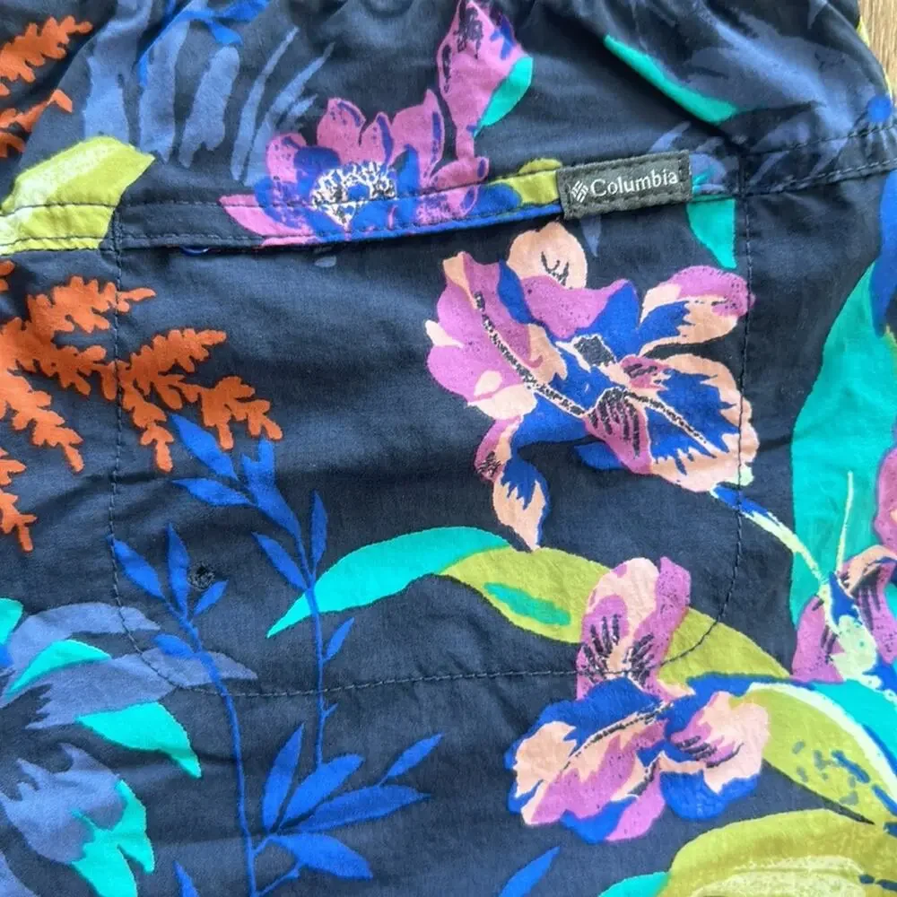 Columbia Sandy River‎ Shorts  Floral Print Size Small Quick Dry UPF 30